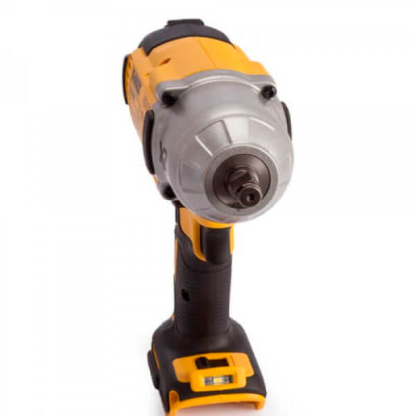 Аккумуляторный гайковерт DeWALT DCF899NT, каркас в кейсе