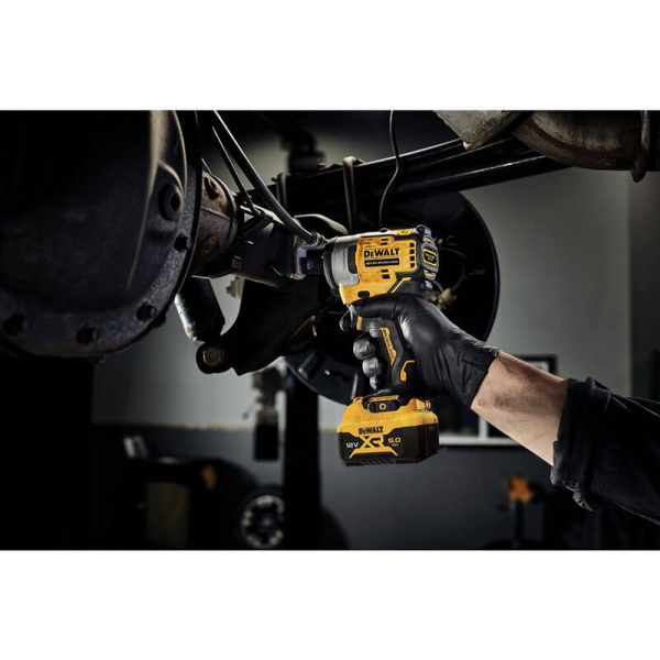 Акумуляторний гайковерт DeWALT DCF903P1, 1x12 В Li-Ion XR 5.0 Ah, з/п, в кейсі TSTAK