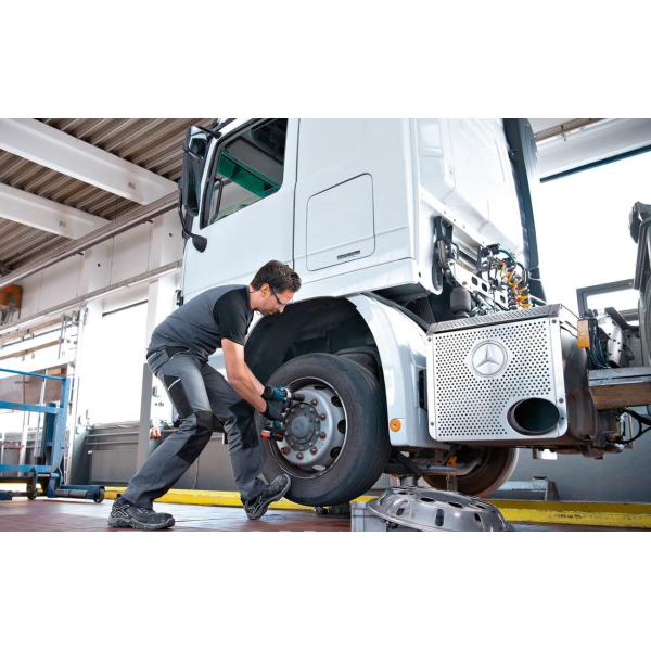 Аккумуляторный гайковерт Bosch Professional GDS 18V-1000, каркас