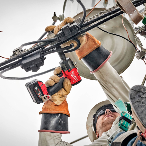 Акумуляторний гайковерт Milwaukee M18 FMTIW2F12-0X, каркас в кейсі