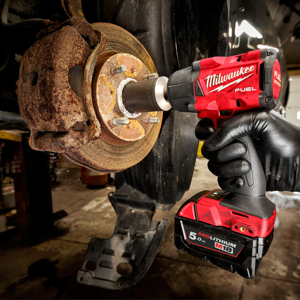 Акумуляторний гайковерт Milwaukee M18 FMTIW2F12-0X, каркас в кейсі