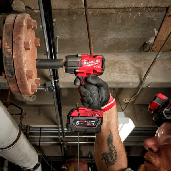 Акумуляторний гайковерт Milwaukee M18 FMTIW2F12-0X, каркас в кейсі