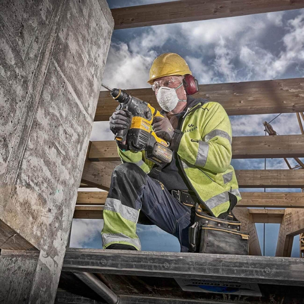 ПАккумуляторный перфоратор DeWalt DCH 323 NT, каркас, в кейсе