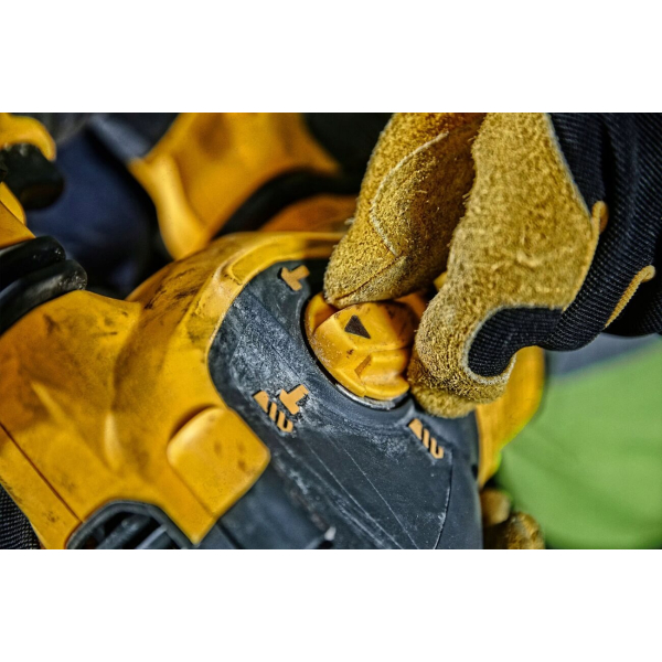 ПАккумуляторный перфоратор DeWalt DCH 323 NT, каркас, в кейсе