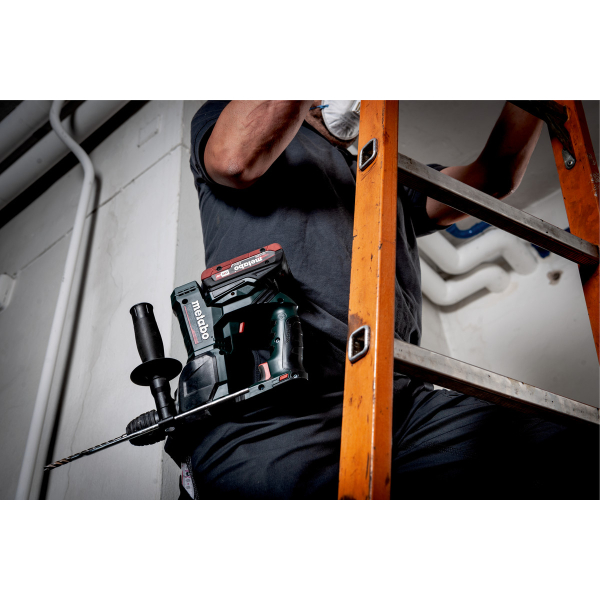 Аккумуляторный перфоратор Metabo BH 18 LTX BL 16, 2x2.0Ah, з/у, в metaBOX 145