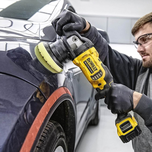 Аккумуляторная полировальная машина DeWalt DCM848P2, 2x5.0Ah, з/у, в сумке