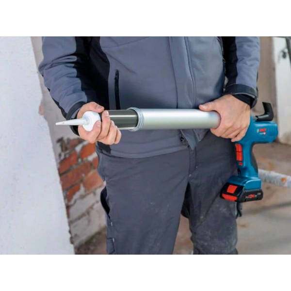 Аккумуляторный пистолет для герметиков Bosch Professional GCG 18V-600, 2х5.0Ah, з/у GAL 1880 CV