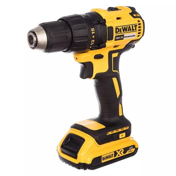 Аккумуляторный шуруповерт DeWalt DCD777D2T, 2x2.0 Ah, з/у, в кейсе