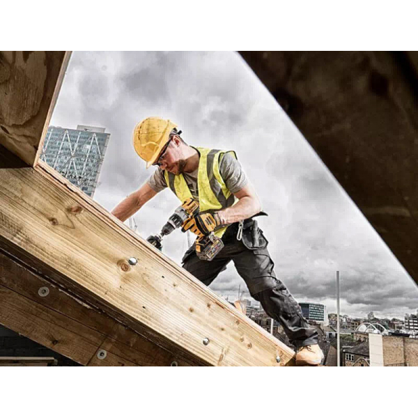 Аккумуляторный ударный дрель-шуруповерт DeWALT DCD996P3, 3x5.0 Ah, з/у, в кейсе