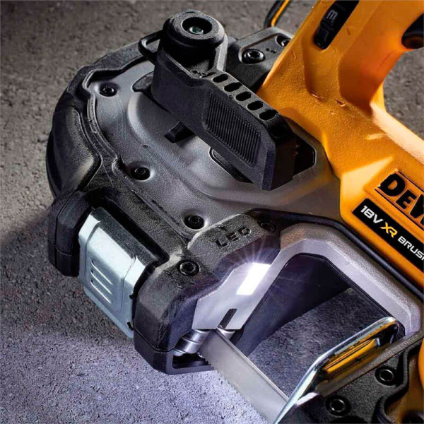Акумуляторна стрічкова пила DeWALT DCS377NT, каркас, в кейсі