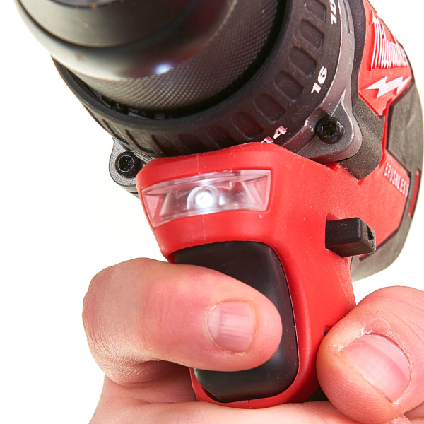 Акумуляторний ударний шуруповерт Milwaukee M18 CBLPD-202C, 2x2.0 Ah, з/п M12-18 C, в кейсі