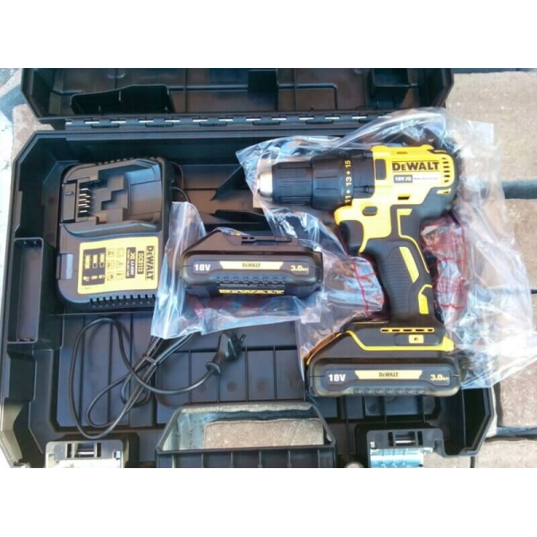 Аккумуляторный шуруповерт DeWalt DCD777L2T, 2x3.0Ah, з/у, у кейсі TSTAK