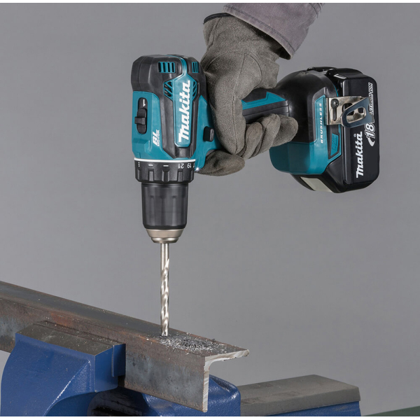 Акумуляторний шуруповерт Makita DDF485RFJ, 2x3.0 Ah, DC18RC, кейс Makpac