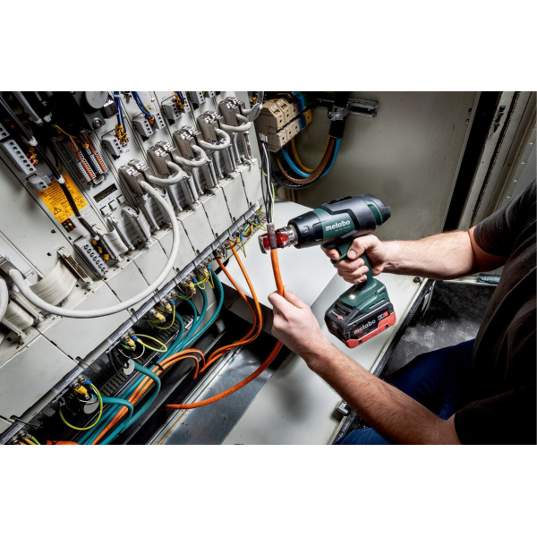 Акумуляторний технічний фен Metabo HG 18 LTX 500, каркас, у кейсі metaBOX 145 L