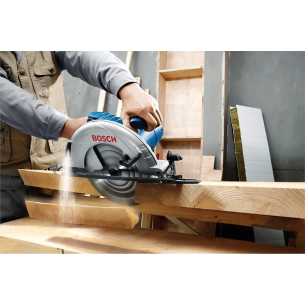 Дисковая пила Bosch Professional GKS 235 Turbo