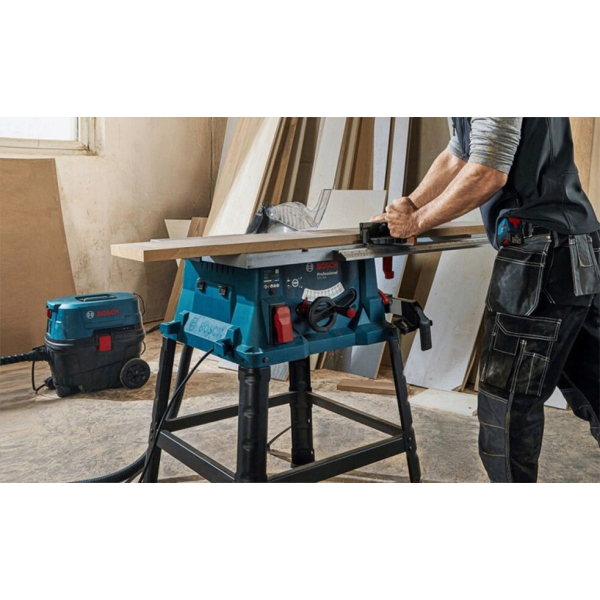 Розпилювальний стіл Bosch Professional GTS 254