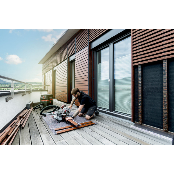 Акумуляторна торцювальна пила Metabo KGS 18 LTX BL 216, 2x8.0Ah, з/п