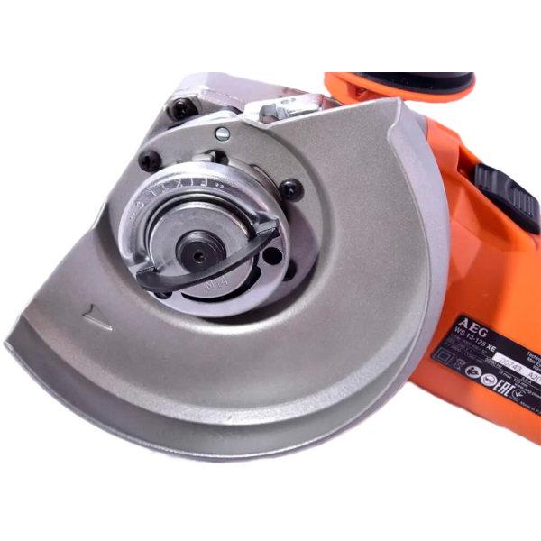 Угловая шлифмашина AEG WS 13-125 XE