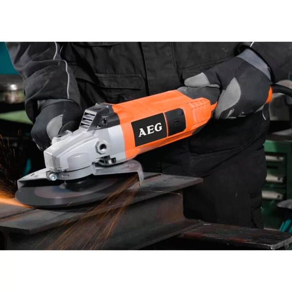 Кутова шліфмашина AEG WS21-180E