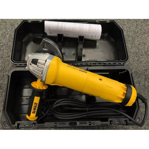 Кутова шліфмашина DeWalt DWE4237K в кейсі