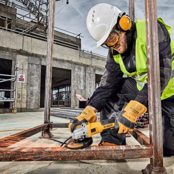 Кутова шліфмашина безщіткова DeWalt DWE4357