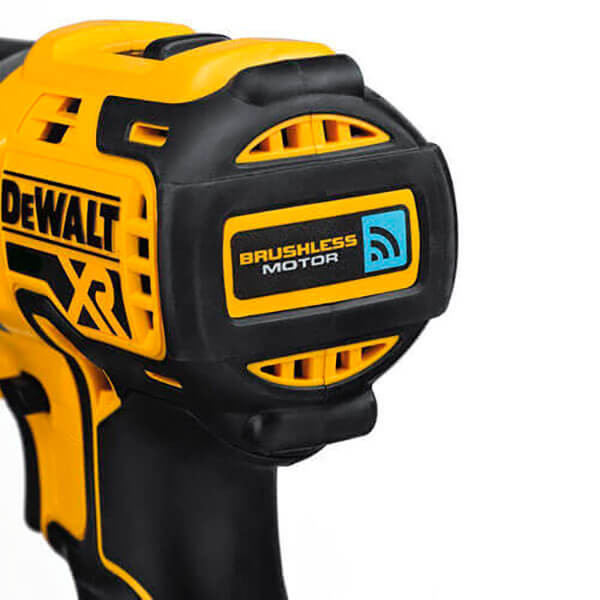 Акумуляторний шуруповерт DeWALT DCD790M3, 3xLi-Ion XR 4.0 Ah, з/п, кейс