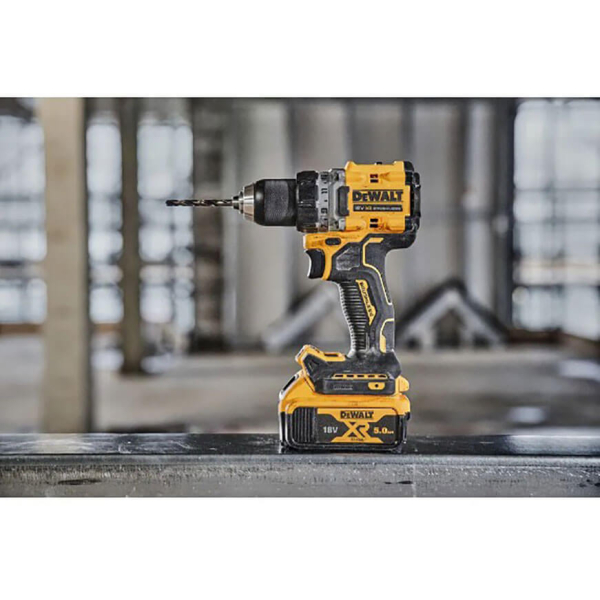 Акумуляторний шуруповерт DeWALT DCD800P2T, 2x5.0Ah, з/п, кейс