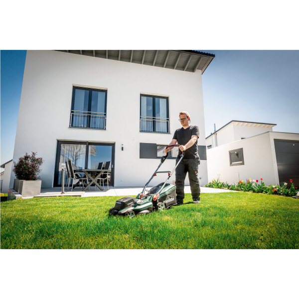 Аккумуляторная газонокосилка Metabo RM 36-18 LTX BL 36, каркас