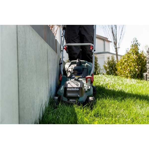 Акумуляторна газонокосарка Metabo RM 36-18 LTX BL 36, 2x5.2Ah, 2xASC 55