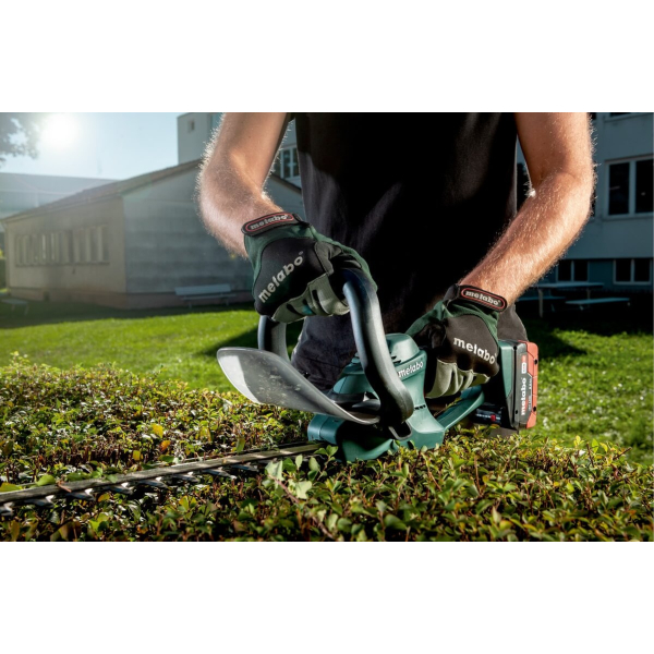 Акумуляторний кущоріз Metabo AHS 18-65 V каркас в картоні