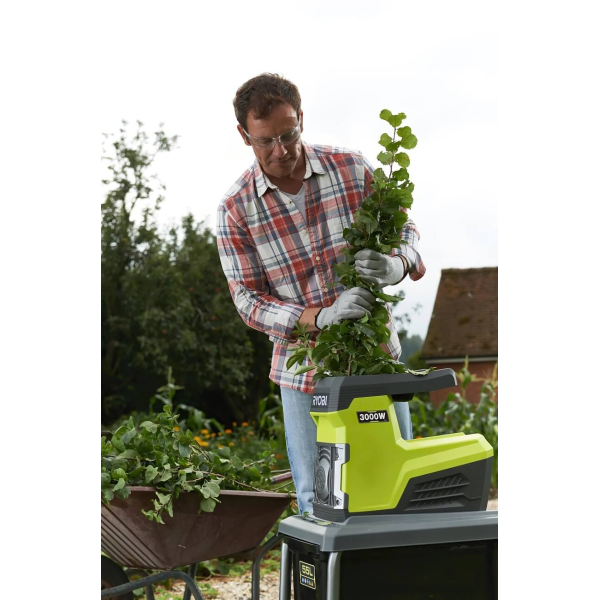 Садовий подрібнювач Ryobi RSH3045U фрезерний