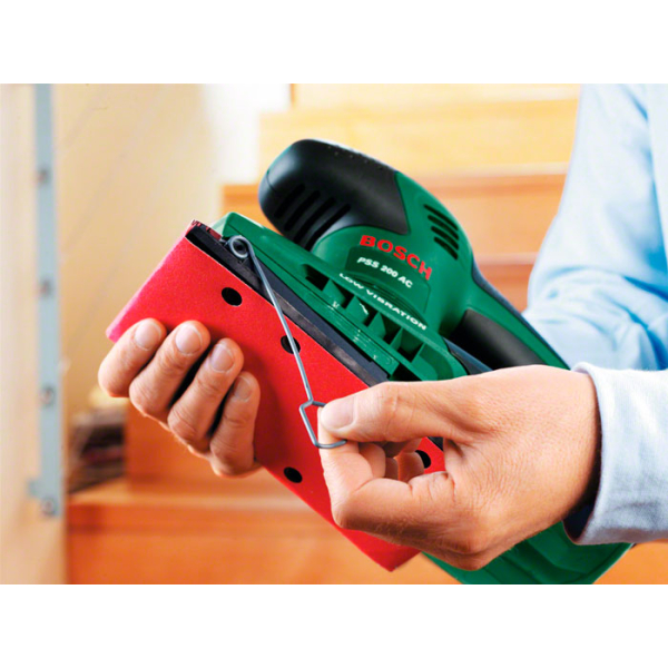 Виброшлифмашина Bosch PSS 200 AC в кейсе