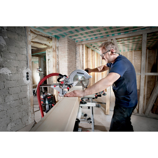 Торцовочная пила Metabo KGS 305 M Set